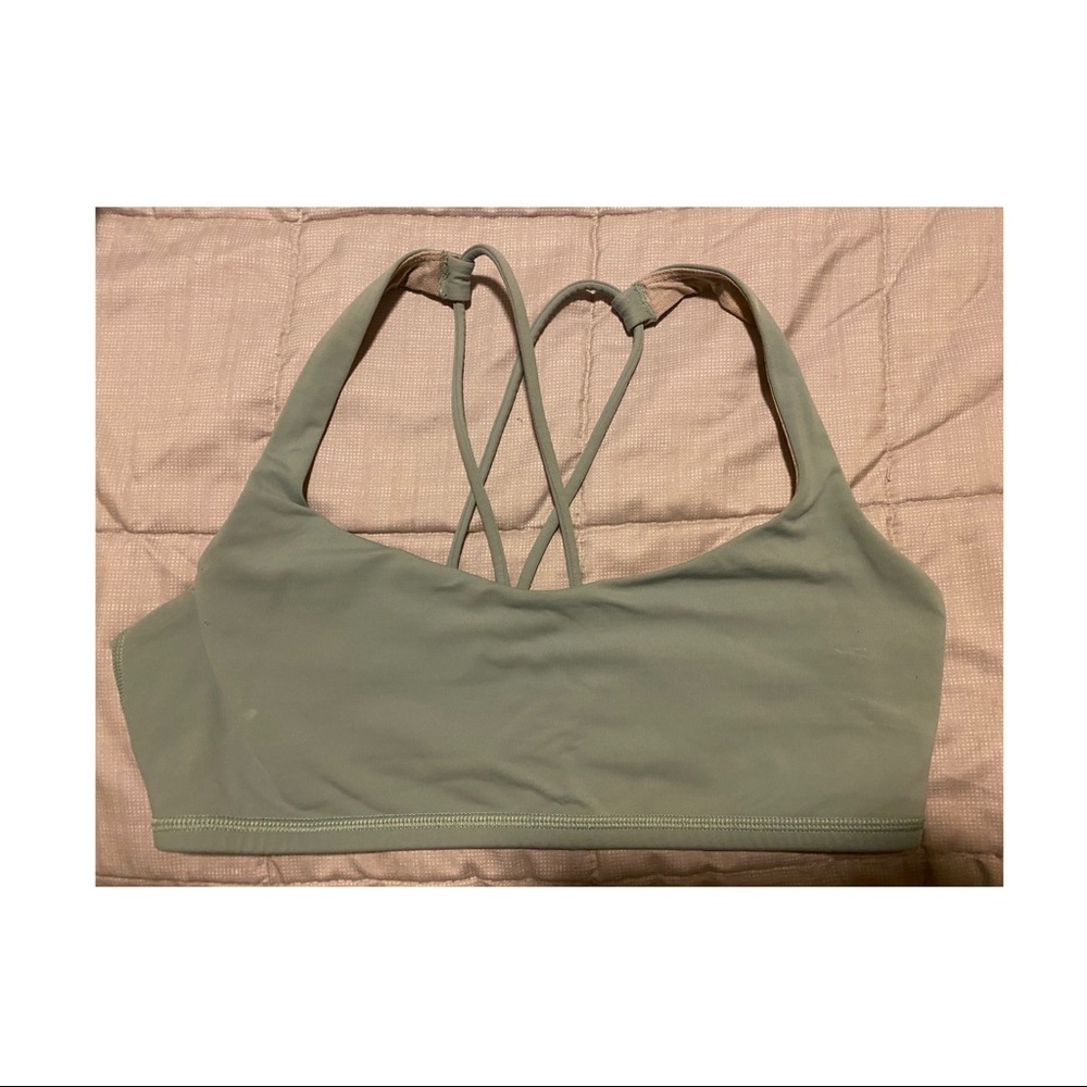 Lululemon sports bra